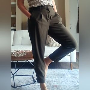 Banana Republic forest green trouser pants high waisted ankle cropped